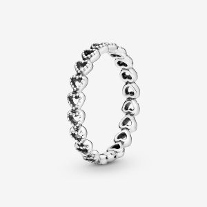 Pandora Linked Love in Band Silver | 675FEIYCD